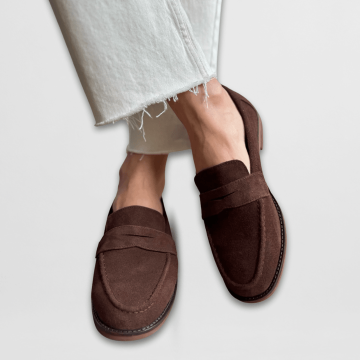 Marianne | Retro Suede Loafers