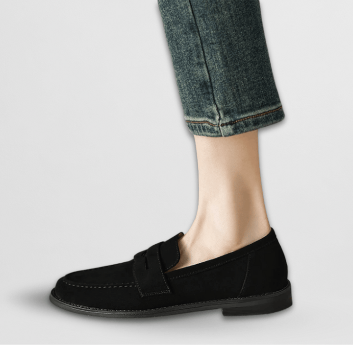 Marianne | Retro Suede Loafers