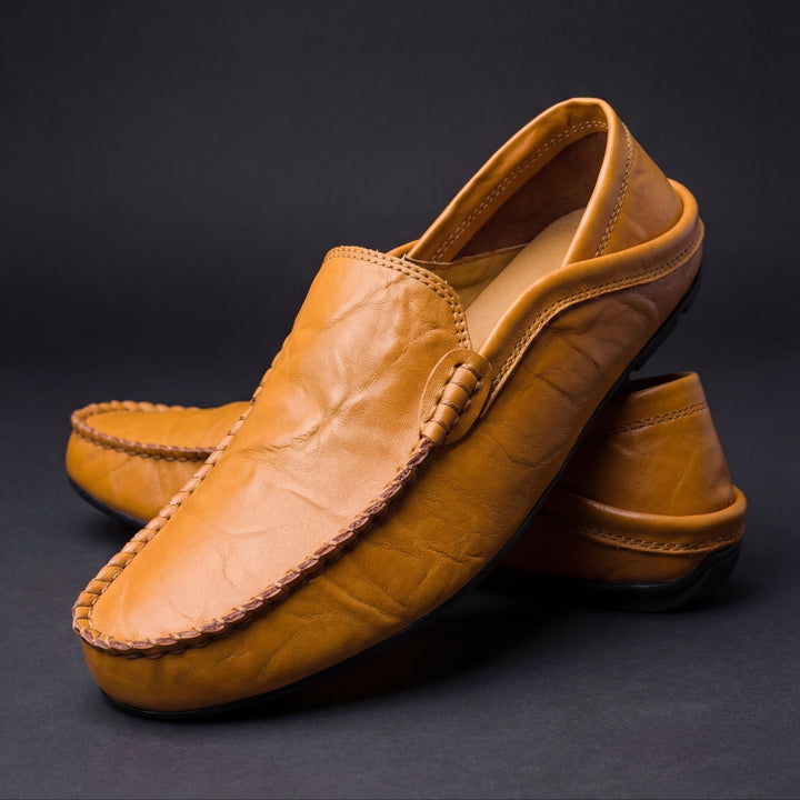 Vittorio Classic Leather Loafers - Beige