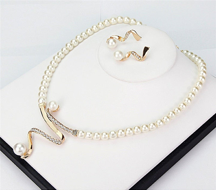 Natural Pearl Necklace &amp; Earrings Set