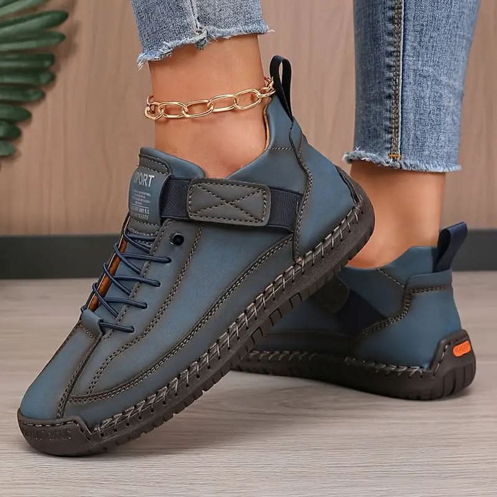 Mia Comfort Sneakers - Navy