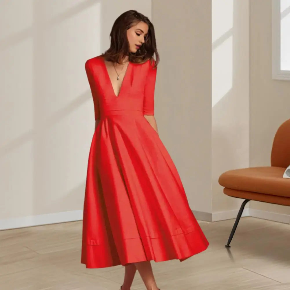 Rebekka | Feminine Midi Dress