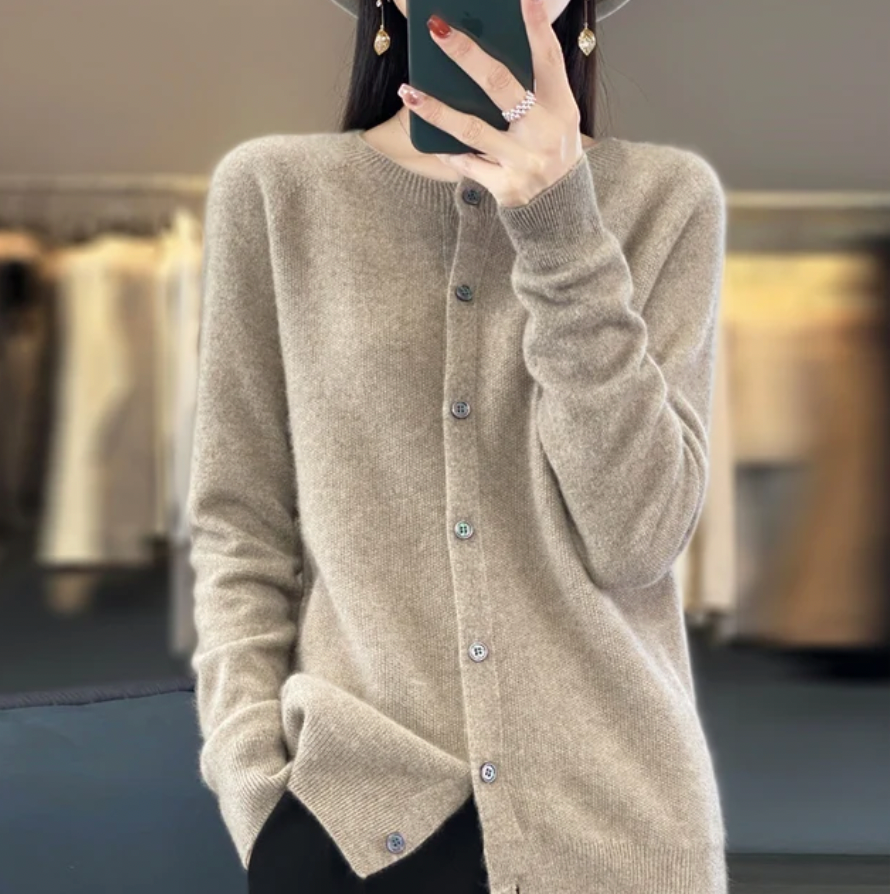 Leyla | Classic Cardigan