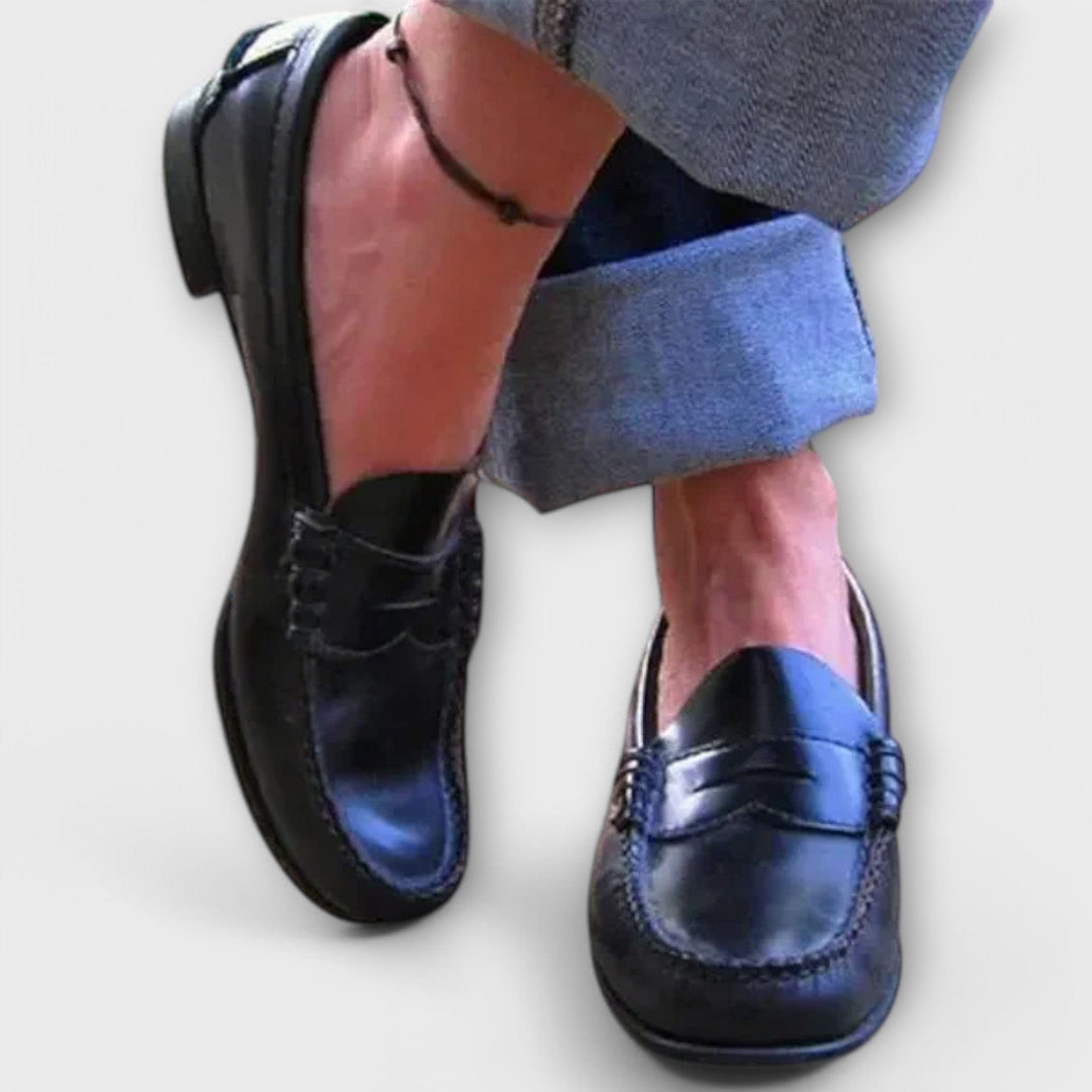 Cassandra | Timeless Leather Loafers