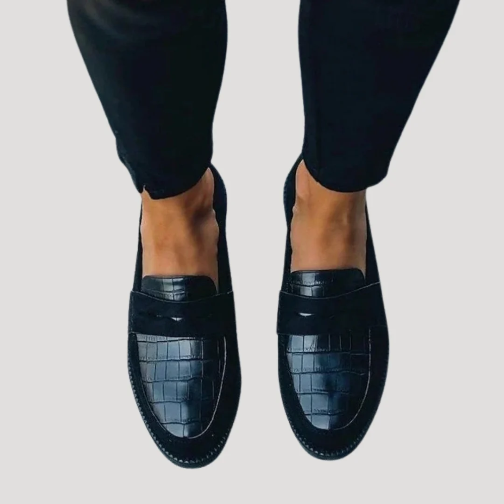 Adelaide | Croc-Effect Black Loafers