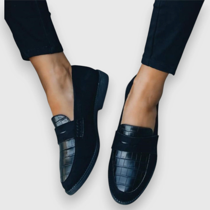 Adelaide | Croc-Effect Black Loafers