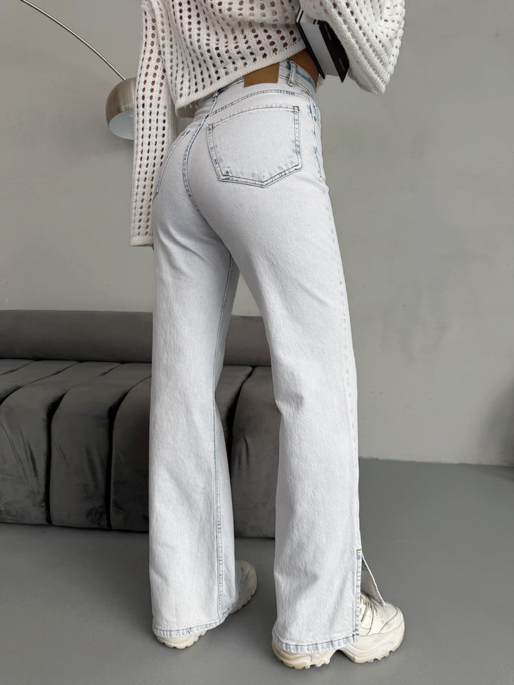Betty Slit-Hem Straight Leg Jeans