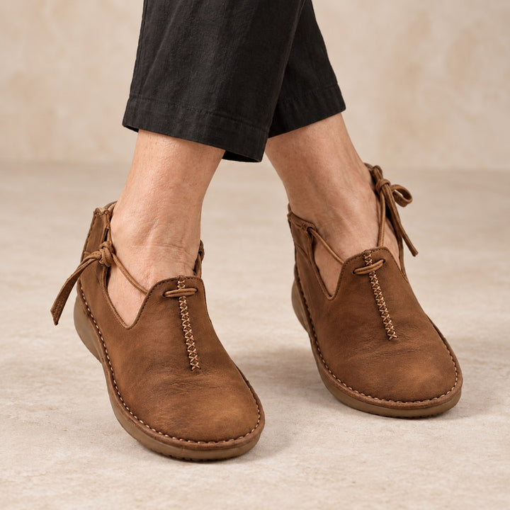 Constance | Cushioned Adjustable Loafers