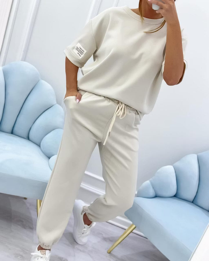 Daisy | Loose Top &amp; Ankle Trouser Set