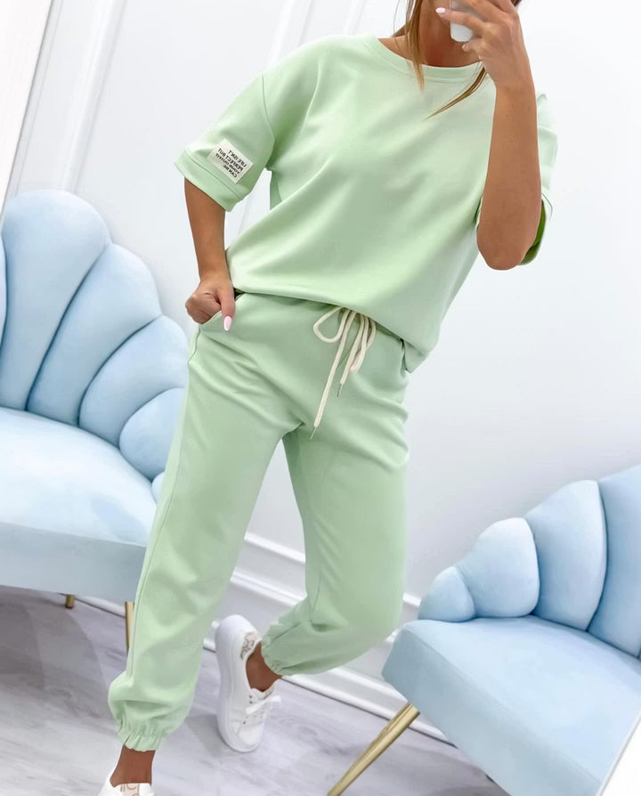 Daisy | Loose Top &amp; Ankle Trouser Set