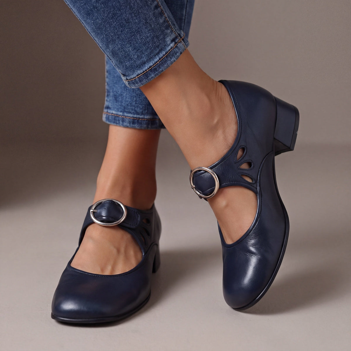 Nancy Retro Round-Buckle Mary Janes - Navy